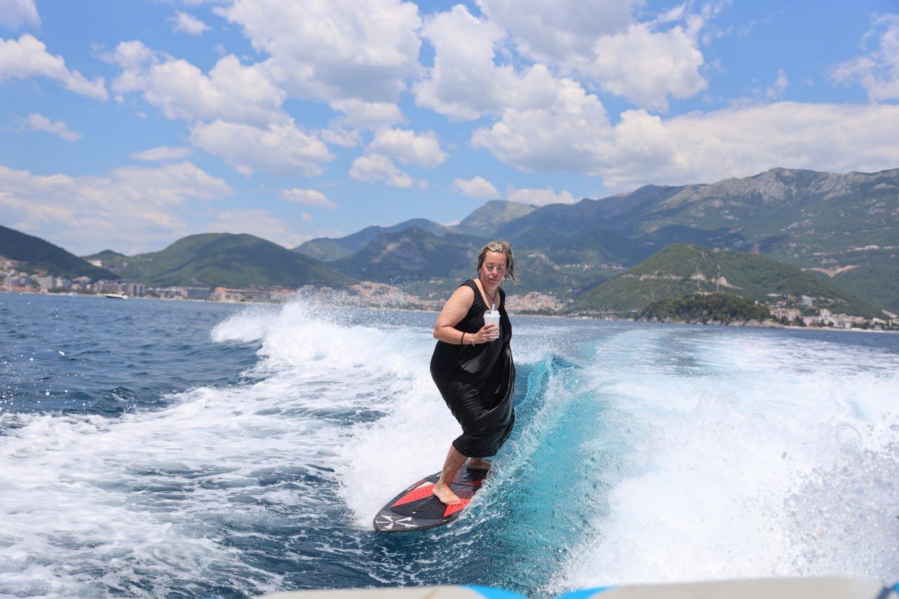 mnesurf — wakesurfing in Budva